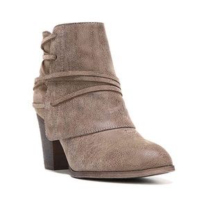 Super cute fergalicious shoe!